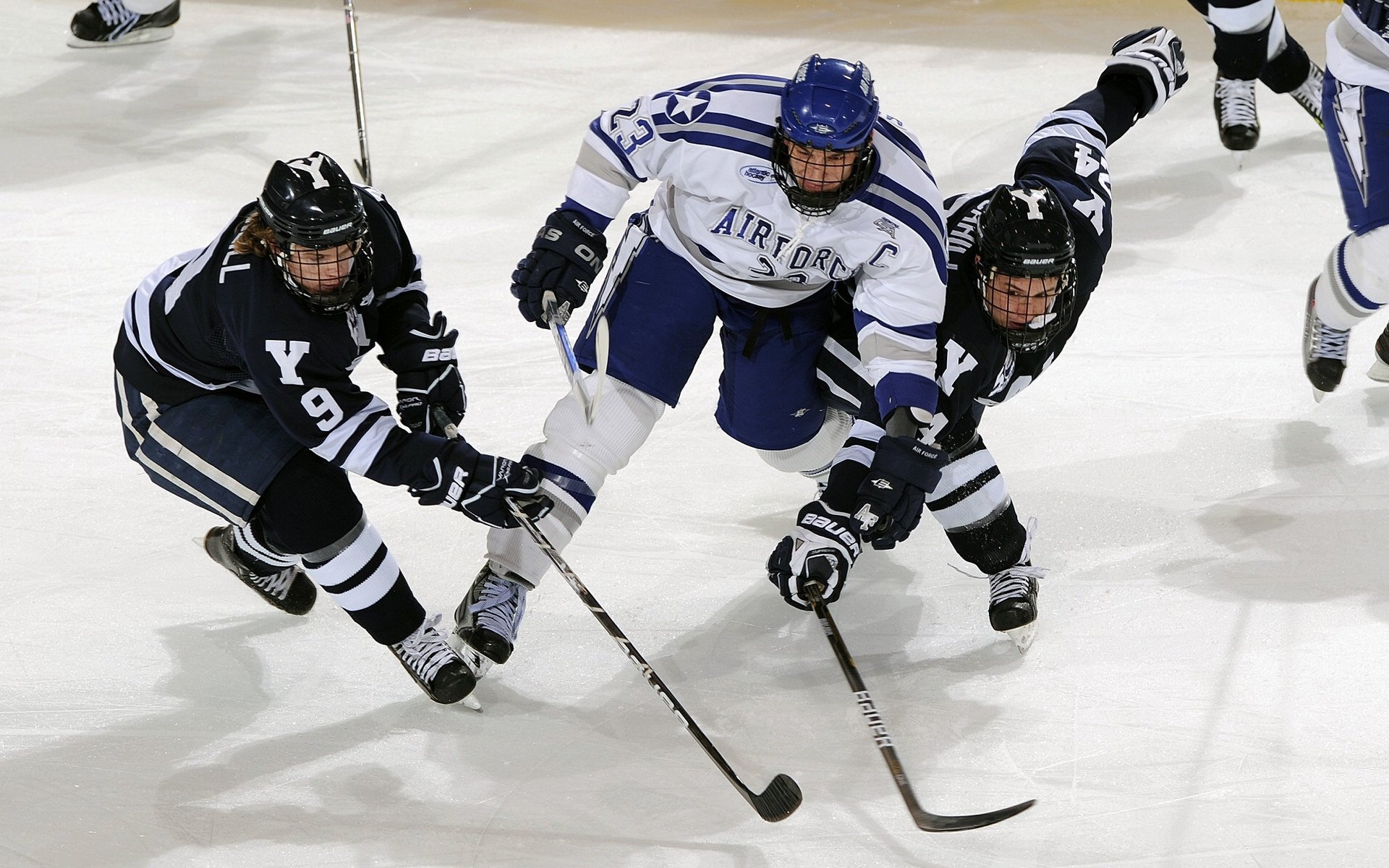 沃特福德客场不敌，降级危机挥手，沃特福德中场